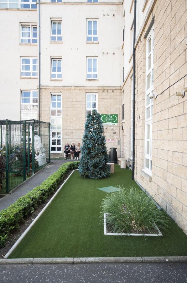 אדינבורו Lochend Serviced Apartments מראה חיצוני תמונה