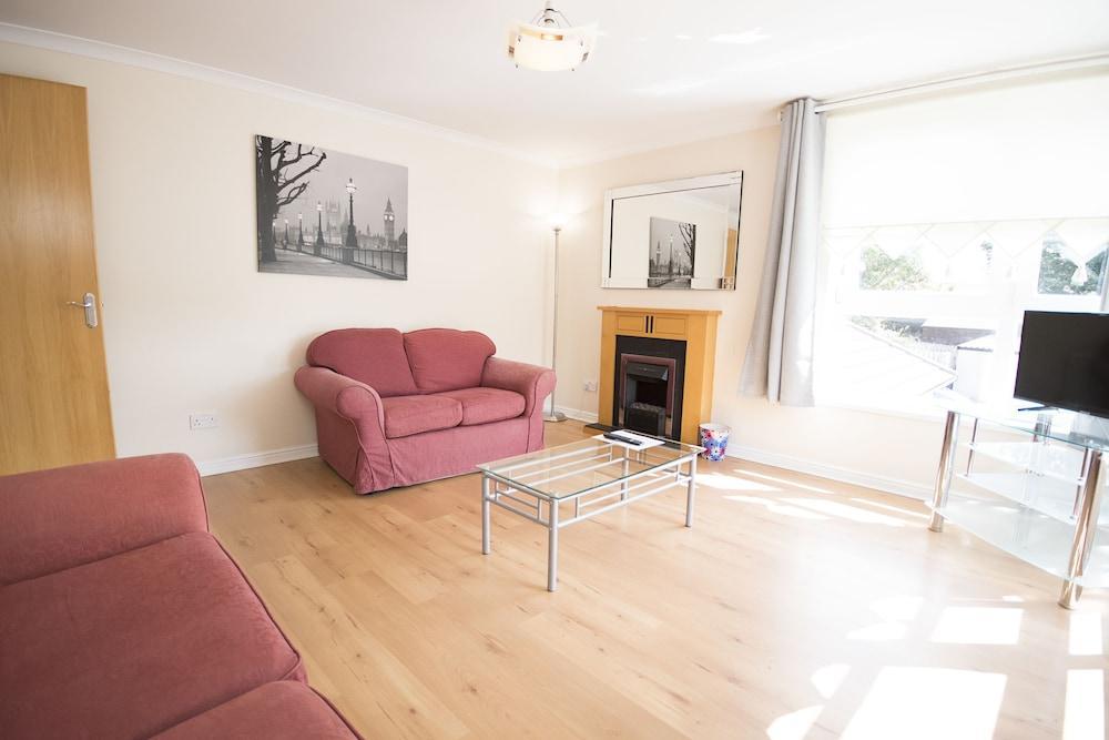 אדינבורו Lochend Serviced Apartments מראה חיצוני תמונה