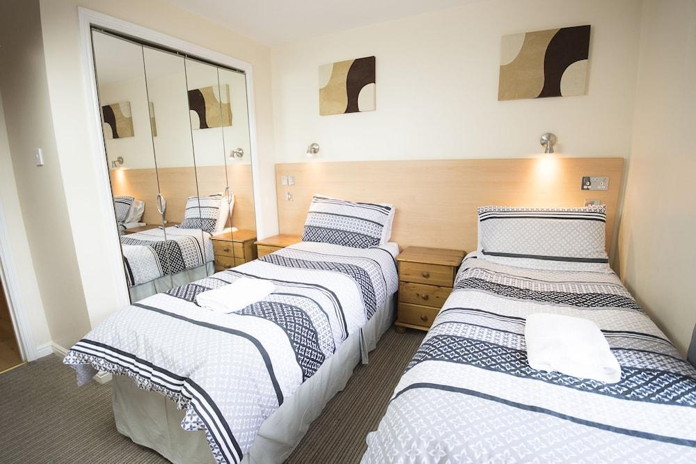 אדינבורו Lochend Serviced Apartments מראה חיצוני תמונה