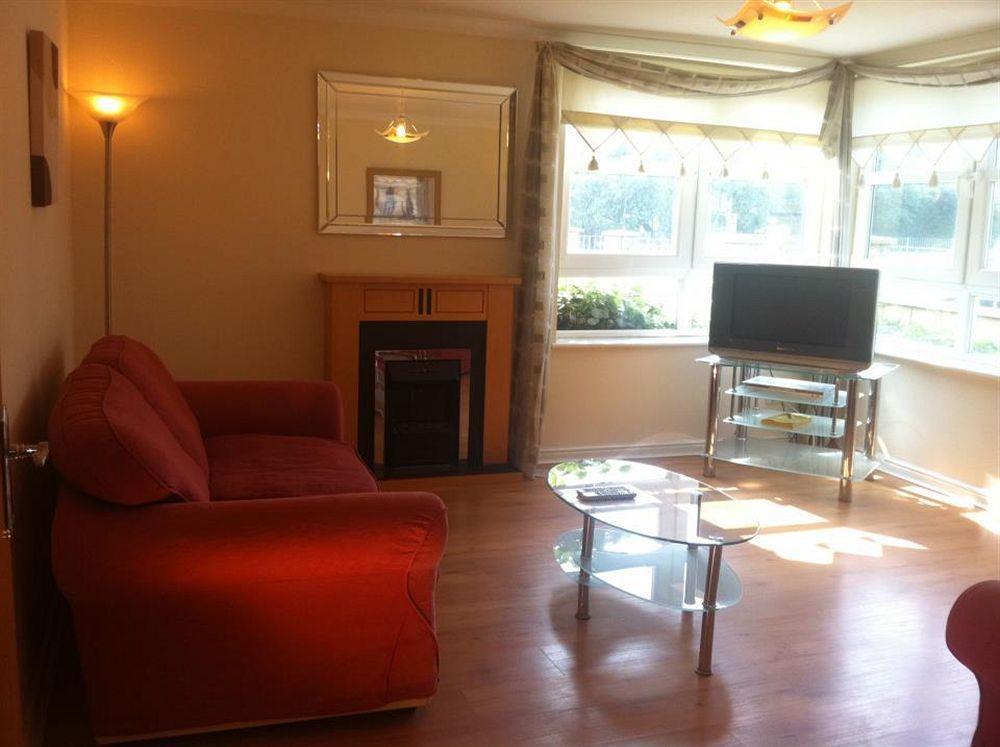 אדינבורו Lochend Serviced Apartments מראה חיצוני תמונה