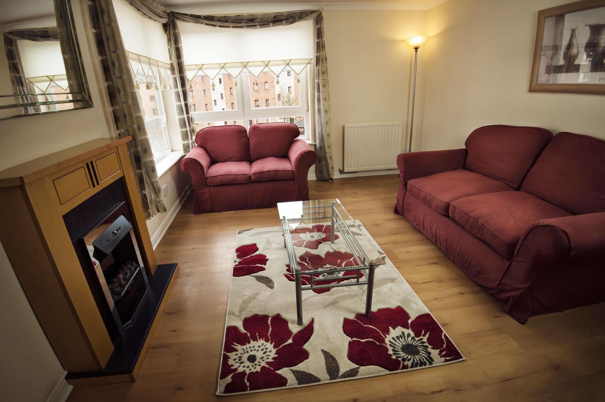 אדינבורו Lochend Serviced Apartments מראה חיצוני תמונה